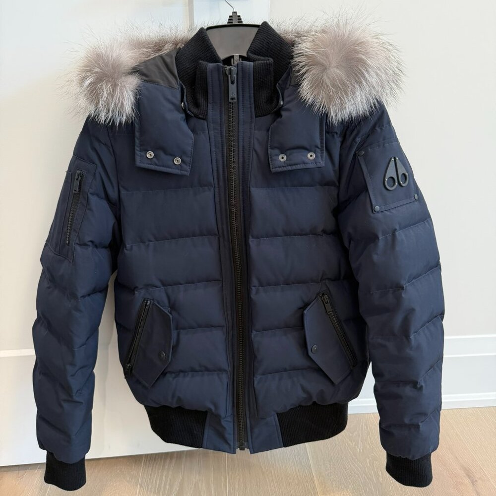 Moose Knuckles Women's Ladriere Bomber Jacket Size M in True Navy
